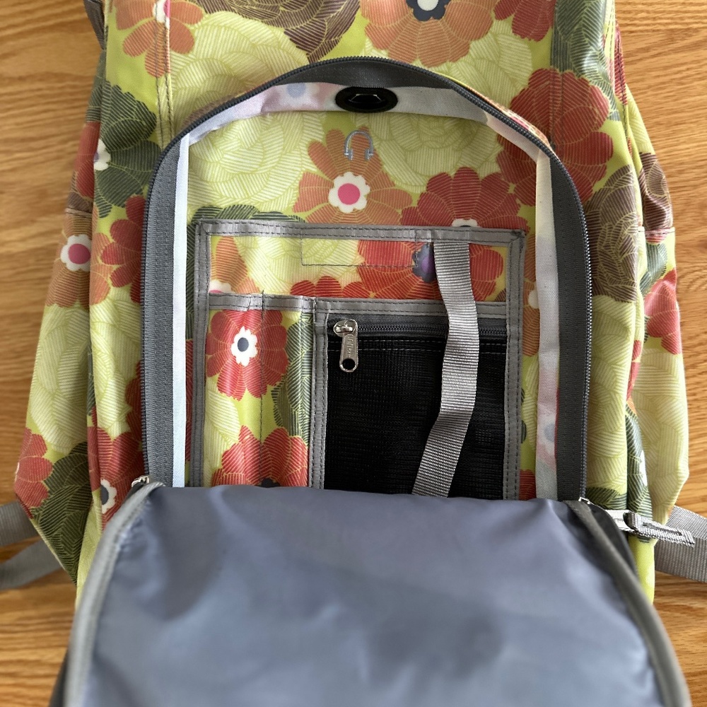 L.L. Bean Classic Backpack - Picture 4 of 16
